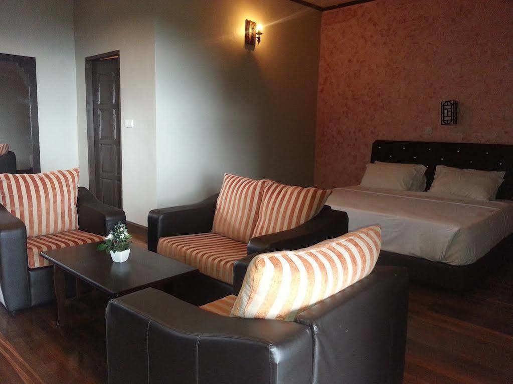 Kasih Sayang Hill Resort Кота Кинабалу Екстериор снимка
